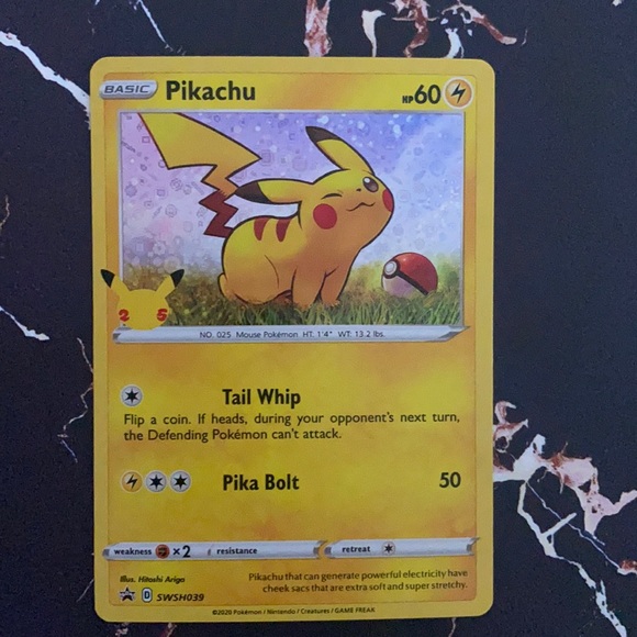 Basic Pikachu Pokémon card - Picture 1 of 1